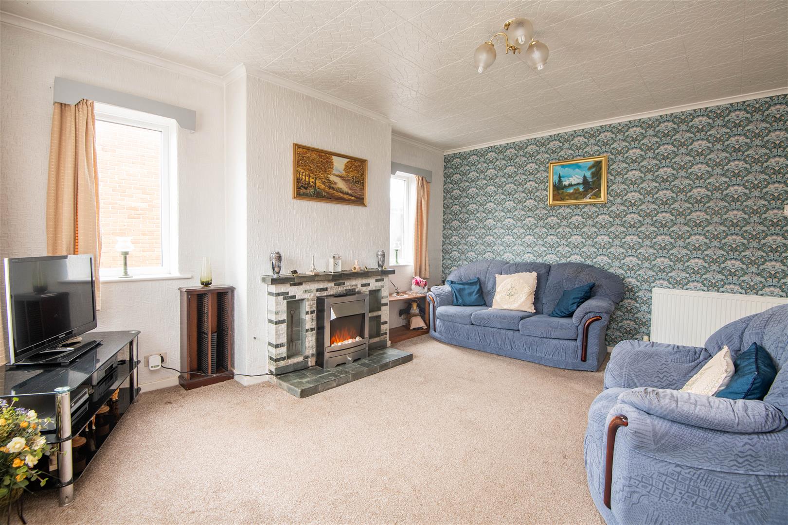 3 bed property in Brook Avenue, Preston